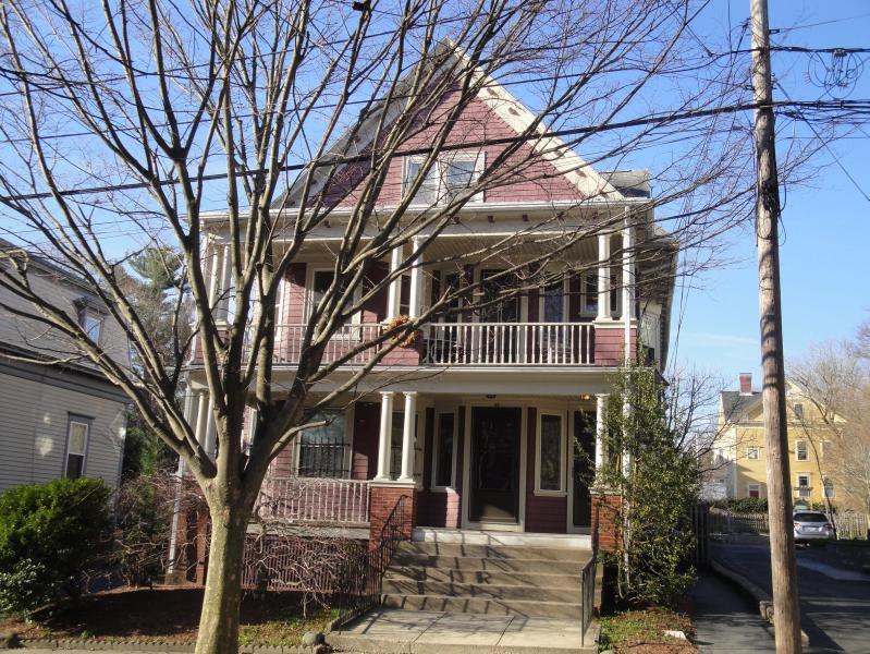Primary Photo - Spacious 2 Bed in Hope Village