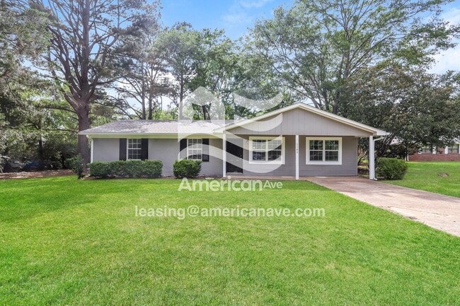 Building Photo - 1185 N Old Canton Rd