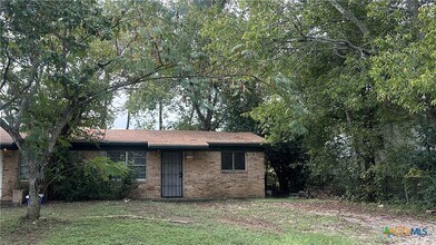 Building Photo - 206 E Valley Rd Building Photo - 206 E Valley Rd