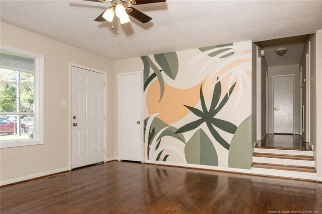 Building Photo - 709 Rodie Ave