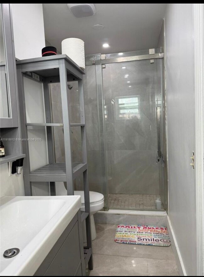 Foto del edificio - 7523 SW 7th Pl