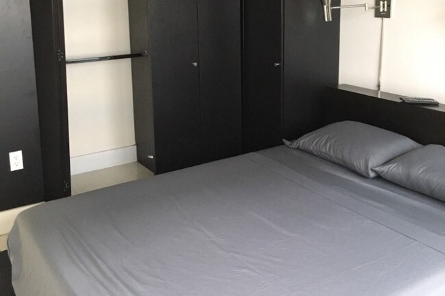 dormitorio - 3180 Coral Way