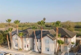 Building Photo - 6 Oasis Dr