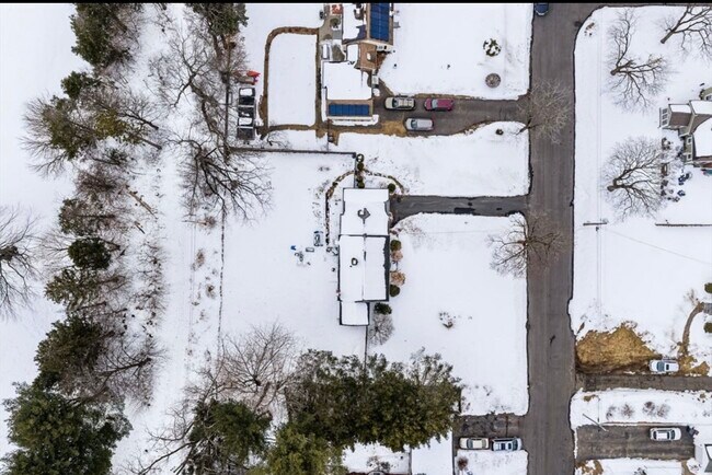 Building Photo - 14 Loring Ln