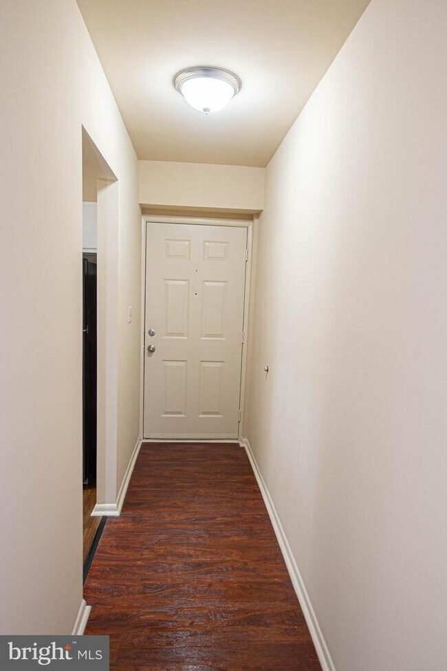 Foto del edificio - 808 College Ln