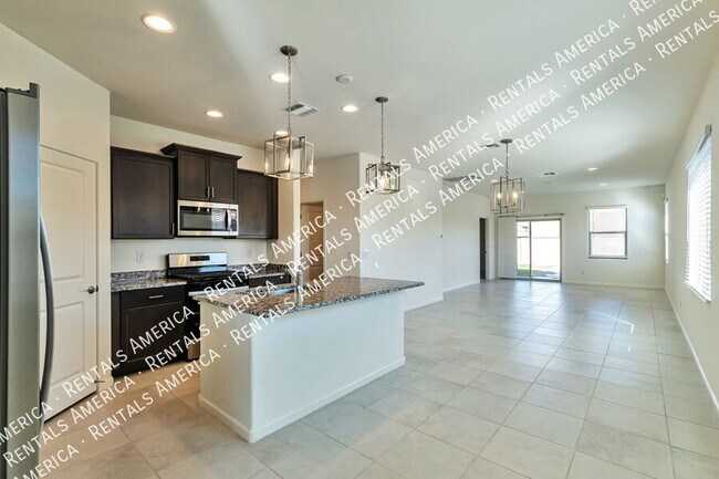 Building Photo - 7754 S Via Perfecta