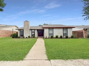 Building Photo - 4916 Crawford Dr