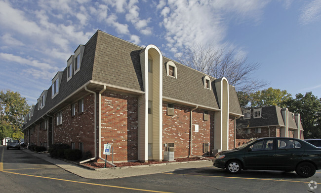 Unique Apartments In Williamsburg Va Under 700 for Small Space