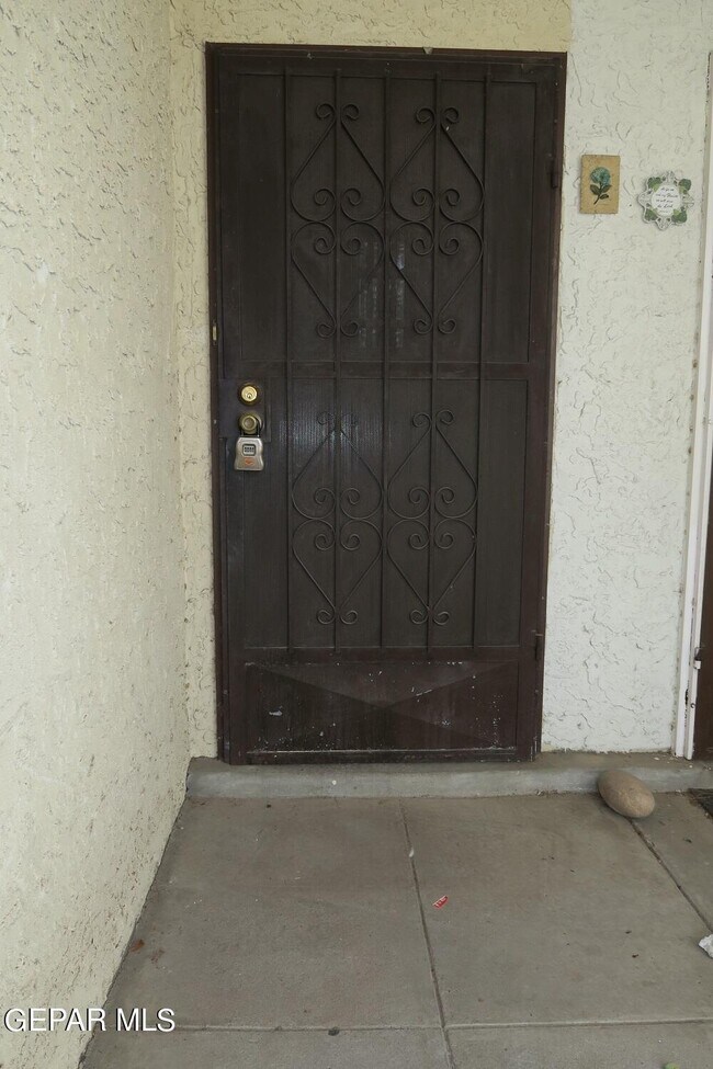 Building Photo - 1594 Bengal Dr