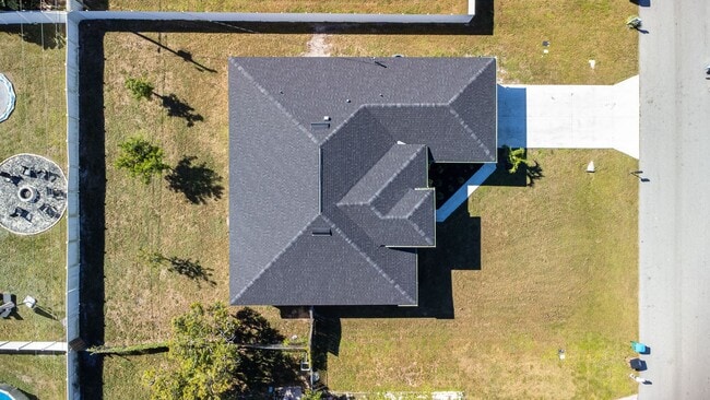 Foto del edificio - 128 NW 7th St