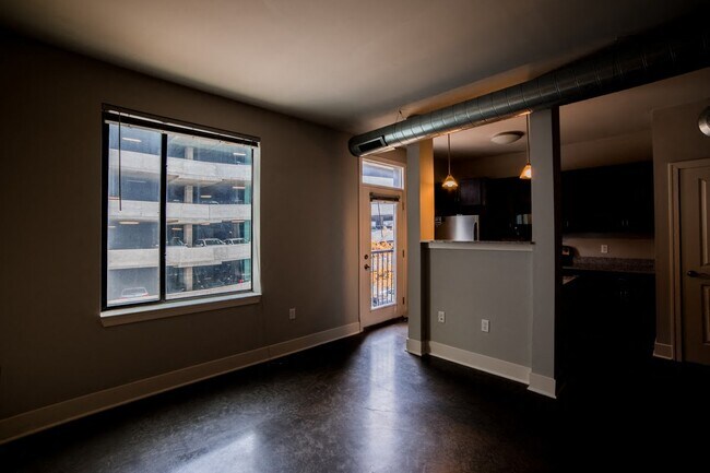 Interior Photo - CityWay