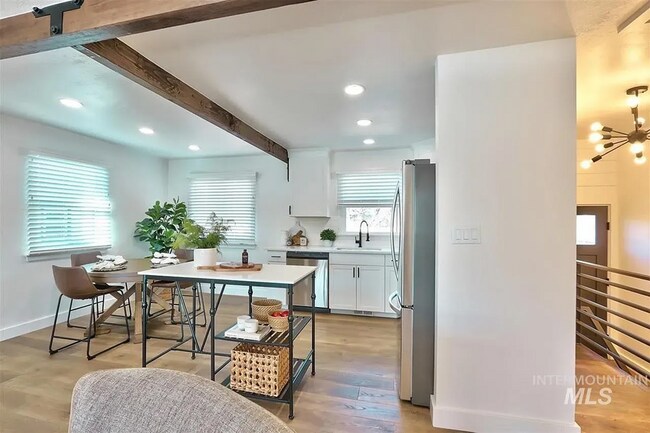 Foto del edificio - 2316 W Kootenai St
