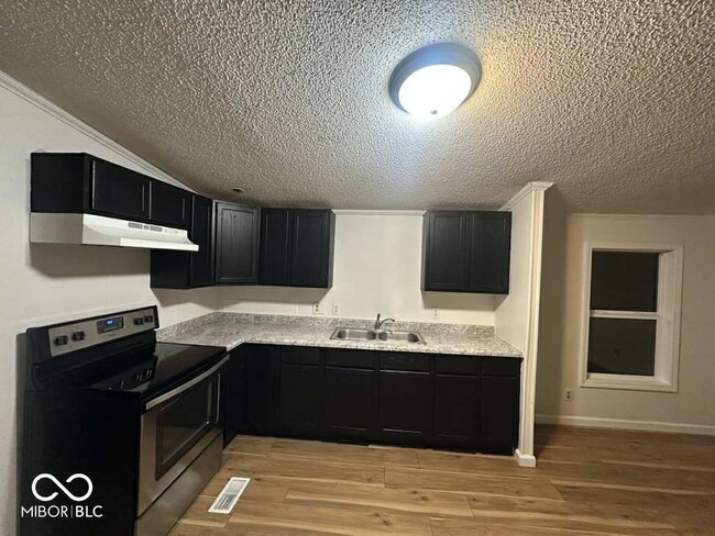 Building Photo - 9318 Elmtree Ct