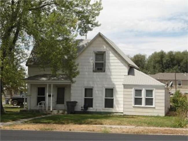 Building Photo - 167 N 100 E
