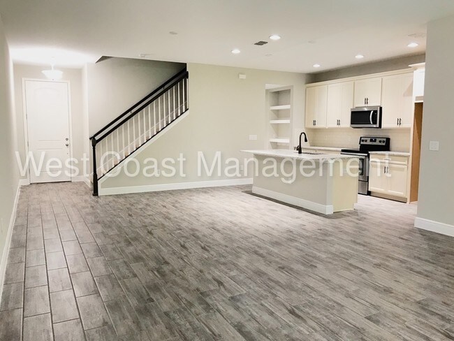 Foto del edificio - 3 Bedroom For Rent in Lutz! NEW CONSTRUCTION
