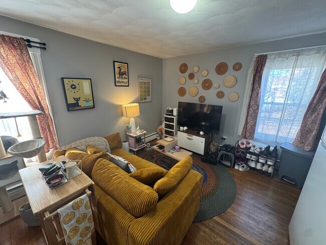 Foto del edificio - 639 Somerville Ave