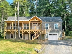 Building Photo - 152 Cascade Rdg Rd
