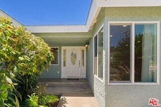 Building Photo - 327 Bradbury Rd