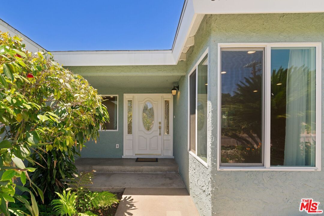 Foto principal - 327 Bradbury Rd