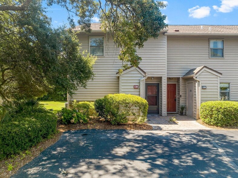 Foto principal - 100 N Myrtle Dr