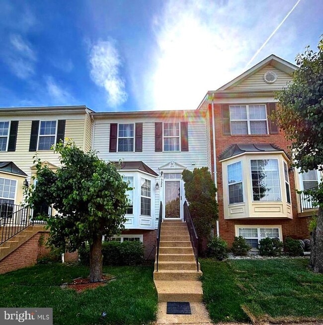 Building Photo - 9644 Eaton Woods Pl