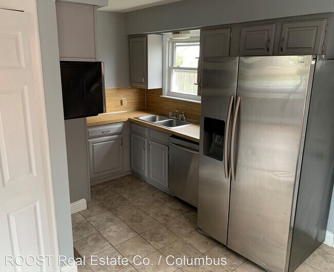 Foto del edificio - 3 br, 1 bath House - 739 S. Roys Avenue