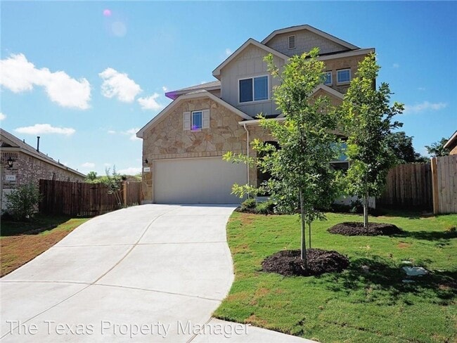 Building Photo - 5 br, 3 bath House - 1308 Camino Court
