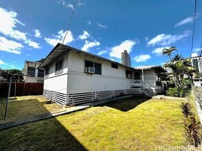 Building Photo - 807 Kaaloa St