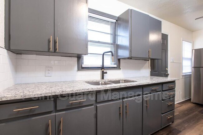 Foto del edificio - 403-409 W. 31st Street S. - 409