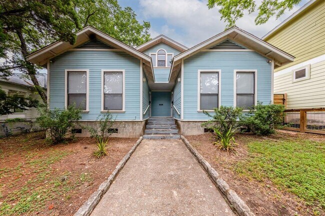 Building Photo - 406 W Johanna St