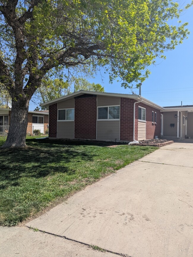 Building Photo - 8173 S Adams St