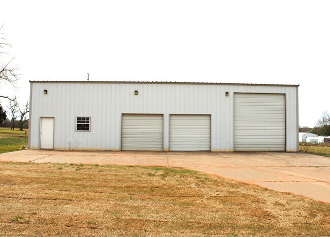 Building Photo - 6506 E Hwy 37