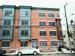 Primary Photo - 306 Grand St