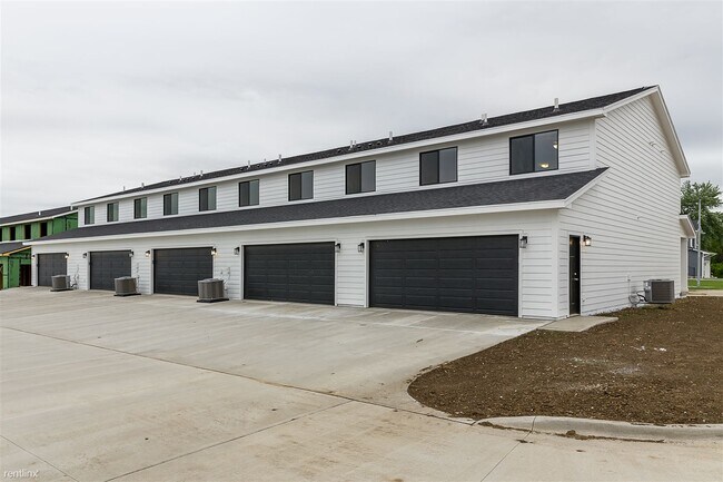 Building Photo - 3 br, 2.5 bath House - 1499 High Rd