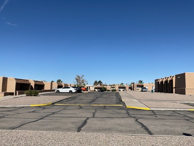 Building Photo - Buena Vida