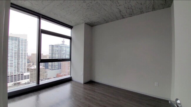 Foto del edificio - 743 S Clark St