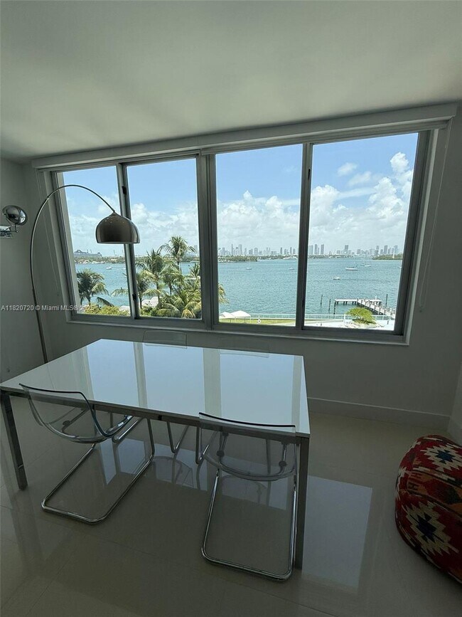 Foto del edificio - 1200 West Ave