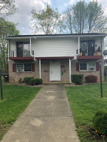 Primary Photo - 28 Turner Dr