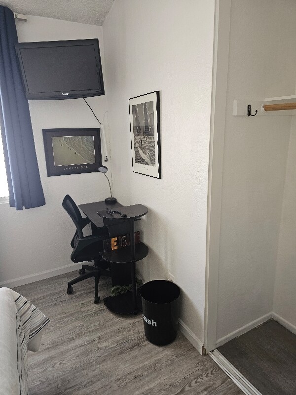 Foto del edificio - 12143 Galaxy St