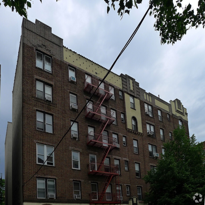 Primary Photo - 1719 Quentin Rd