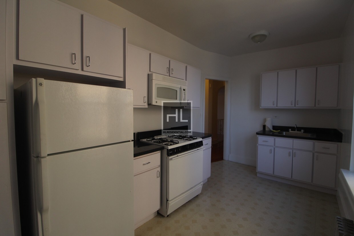 Building Photo - 4334 49th St