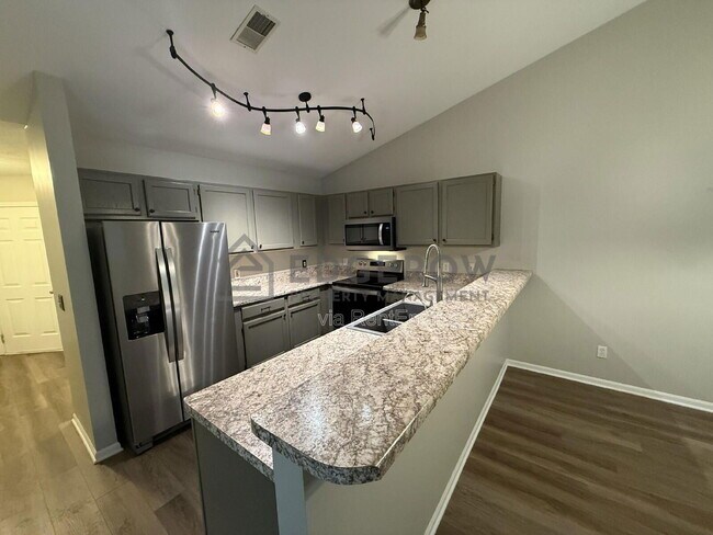 Foto del edificio - 4254 Peak Ln NE