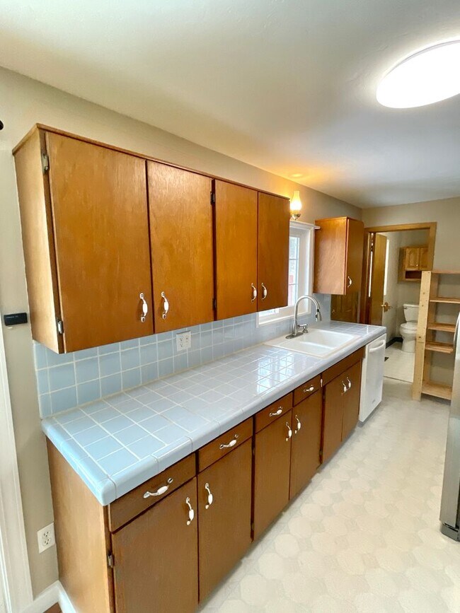 Foto del edificio - Three bedroom, Two bath House