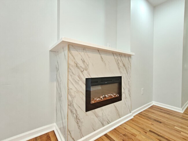 Photo - 344 N Redfield St Townhome