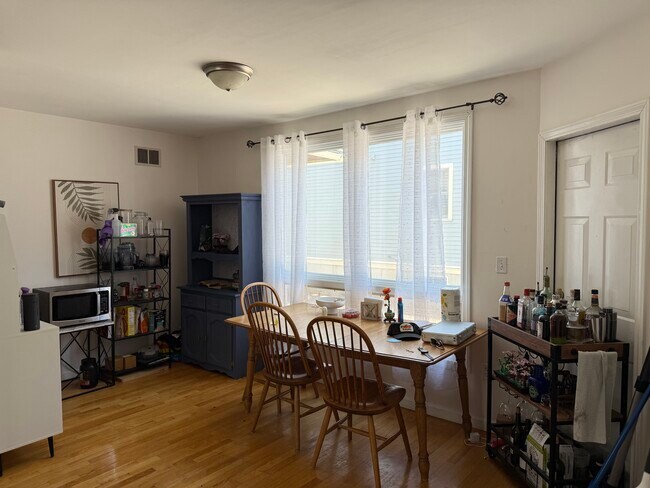 Foto del edificio - 254 Allston St