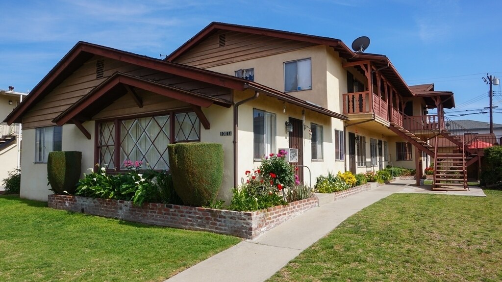Primary Photo - 10014 Ben Hur Ave