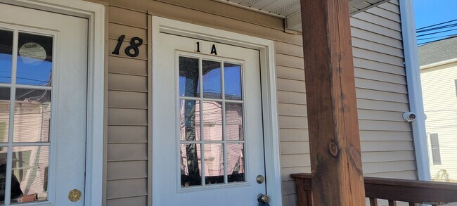 Foto del edificio - 18 Montgomery St