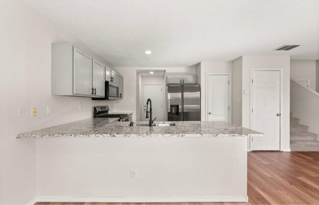Building Photo - 716 Palo Duro Dr