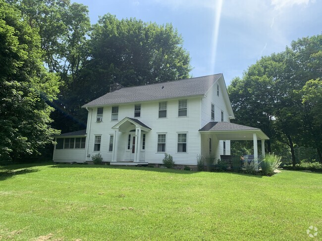 Front of house - 1 N Sawyer Hill Rd