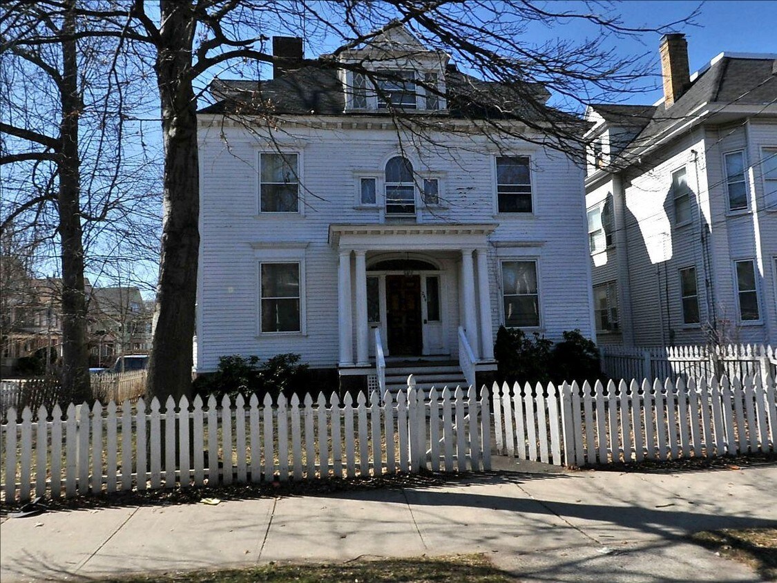 Primary Photo - Sherman Avenue Apartments